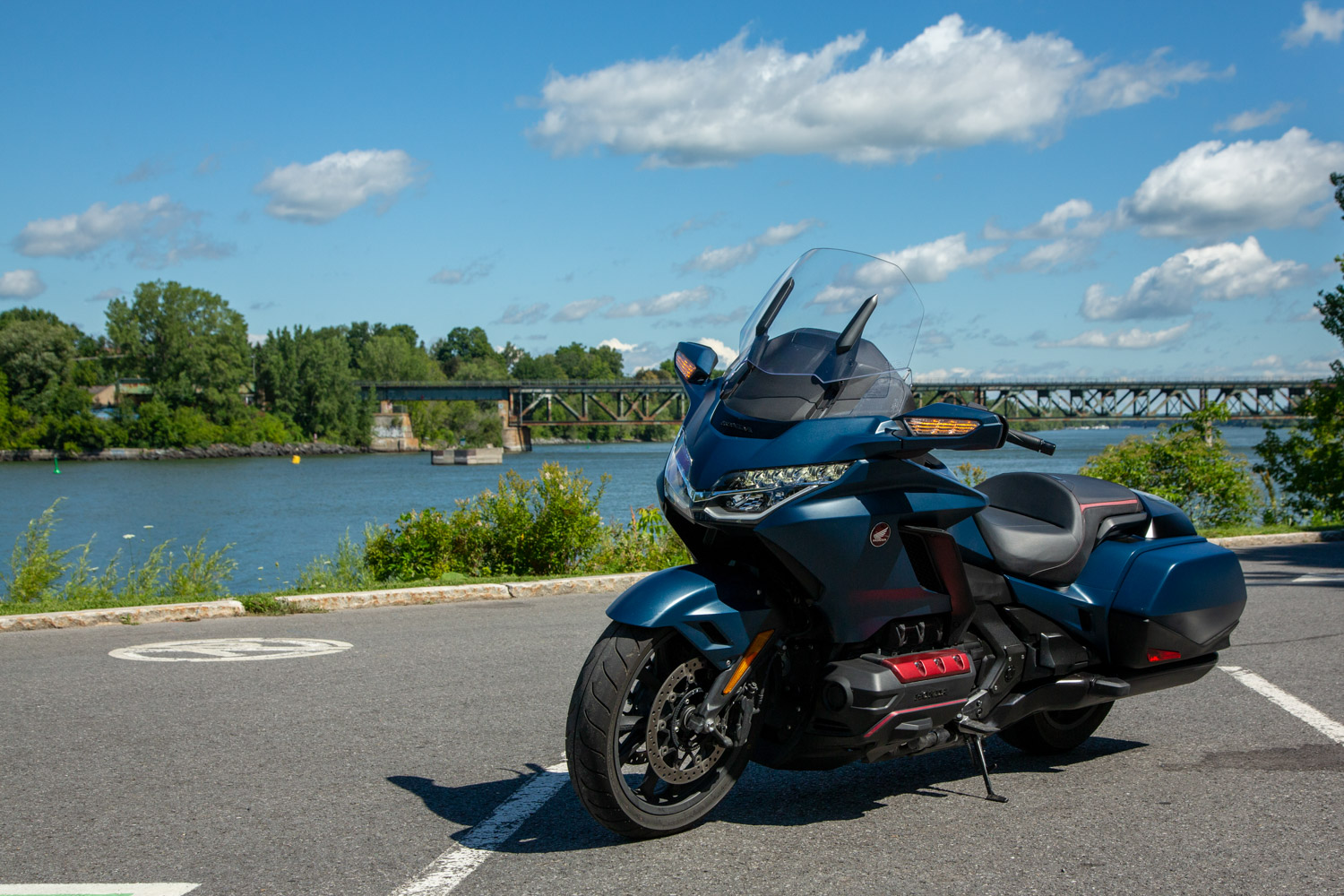 Honda Goldwing 2022 Essai Custom Tour Magazine